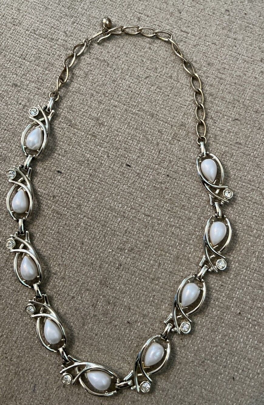 Vtg Goldtone Chain White Thermoset Plastic Crescent & Aurora Borealis Necklace